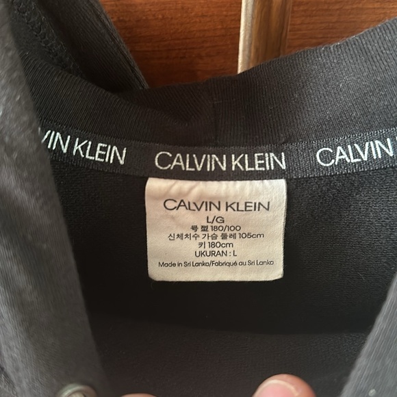 Calvin Klein Sweatshirt Hoodie - Picture 4 of 4